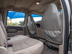 Used 2004  Ford Super Duty F-250 2WD Crew Cab XL at A Motors Sales & Finance near San Antonio, TX