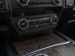 Used 2020  Ford Expedition 4d SUV 2WD Limited at A Motors Sales & Finance near San Antonio, TX