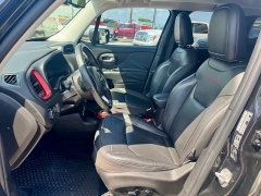Used 2016 Jeep Renegade 4d SUV 4WD Trailhawk at A Motors Sales & Finance near San Antonio, TX