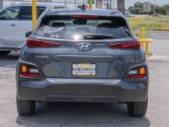 Used 2020  Hyundai Kona 4d SUV FWD SEL Plus at A Motors Sales & Finance near San Antonio&comma; TX