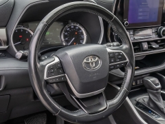 Used 2023  Toyota Highlander XLE FWD at A Motors Sales & Finance near San Antonio&comma; TX