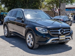 Used 2017  Mercedes-Benz GLC-Class 4d SUV GLC300 at A Motors Sales & Finance near San Antonio&comma; TX