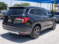 Used 2019  Honda Pilot 4d SUV FWD Touring 8-Passenger at A Motors Sales & Finance near San Antonio&comma; TX