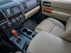 Used 2020  Toyota Sequoia 4d SUV 4WD Platinum at A Motors Sales & Finance near San Antonio, TX