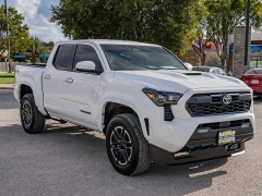 Used 2025  Toyota Tacoma 2WD TRD Sport Double Cab 5ft Bed AT at A Motors Sales & Finance near San Antonio&comma; TX