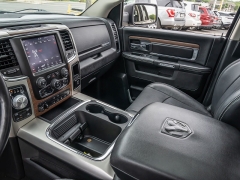 Used 2018  Ram 1500 4WD Crew Cab Laramie at A Motors Sales & Finance near San Antonio&comma; TX
