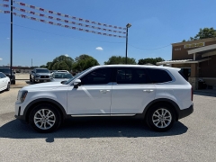 Used 2021 Kia Telluride LX FWD at A Motors Sales & Finance near San Antonio, TX