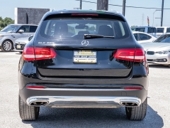 Used 2017  Mercedes-Benz GLC-Class 4d SUV GLC300 at A Motors Sales & Finance near San Antonio&comma; TX