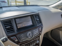 Used 2014  Nissan Pathfinder 4d SUV 4WD SL at A Motors Sales & Finance near San Antonio&comma; TX