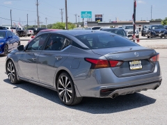 Used 2020  Nissan Altima 4d Sedan FWD 2&period;5L SR at A Motors Sales & Finance near San Antonio&comma; TX