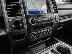 Used 2020  Ford Expedition 4d SUV 2WD XLT at A Motors Sales & Finance near San Antonio&comma; TX