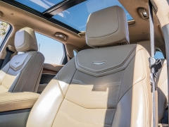 Used 2017  Cadillac XT5 4d SUV AWD Platinum at A Motors Sales & Finance near San Antonio&comma; TX