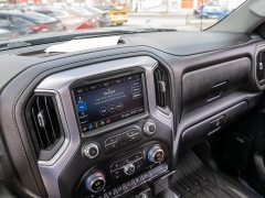 Used 2020  GMC Sierra 1500 4WD Crew Cab Elevation at A Motors Sales & Finance near San Antonio&comma; TX