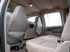 Used 2004  Ford Super Duty F-250 2WD Crew Cab XL at A Motors Sales & Finance near San Antonio, TX