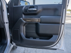 Used 2019 Chevrolet Silverado 1500 2WD Crew Cab LT at A Motors Sales & Finance near San Antonio, TX