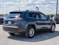 Used 2019 Jeep Cherokee 4d SUV FWD Latitude 2.4L at A Motors Sales & Finance near San Antonio, TX