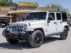 Used 2017  Jeep Wrangler Unlimited 4d Convertible Sahara at A Motors Sales & Finance near San Antonio&comma; TX
