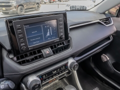 Used 2020  Toyota RAV4 Hybrid 4d SUV AWD XLE &ast;Ltd Avail&ast; at A Motors Sales & Finance near San Antonio&comma; TX