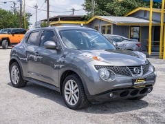 Used 2013  Nissan Juke 4d SUV AWD SV at A Motors Sales & Finance near San Antonio&comma; TX