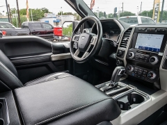Used 2020  Ford F-150 4WD SuperCrew Lariat 5 1&sol;2 at A Motors Sales & Finance near San Antonio&comma; TX