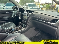Used 2015 Chevrolet Traverse 4d SUV FWD LT2 at A Motors Sales & Finance near San Antonio, TX