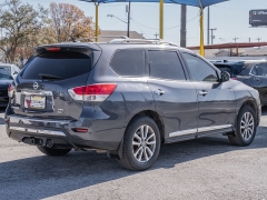 Used 2014  Nissan Pathfinder 4d SUV 4WD SL at A Motors Sales & Finance near San Antonio&comma; TX