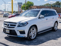Used 2015  Mercedes-Benz GL-Class 4d SUV GL550 at A Motors Sales & Finance near San Antonio&comma; TX