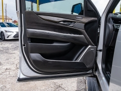 Used 2019  Cadillac Escalade ESV 4d SUV 4WD Platinum at A Motors Sales & Finance near San Antonio&comma; TX