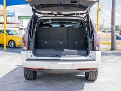Used 2017  Cadillac Escalade 4d SUV RWD Luxury at A Motors Sales & Finance near San Antonio&comma; TX