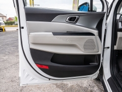 Used 2022  Kia Carnival LX Seat Package FWD at A Motors Sales & Finance near San Antonio, TX