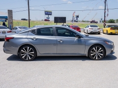 Used 2020  Nissan Altima 4d Sedan FWD 2&period;5L SR at A Motors Sales & Finance near San Antonio&comma; TX
