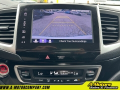 Used 2017 Honda Pilot 4d SUV AWD Touring at A Motors Sales & Finance near San Antonio, TX