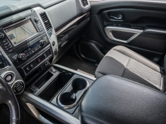Used 2017  Nissan Titan 4WD Crew Cab SV at A Motors Sales & Finance near San Antonio&comma; TX