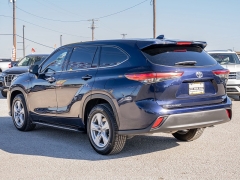 Used 2020  Toyota Highlander 4d SUV FWD LE at A Motors Sales & Finance near San Antonio, TX