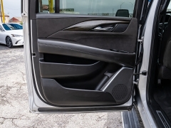 Used 2019  Cadillac Escalade ESV 4d SUV 4WD Platinum at A Motors Sales & Finance near San Antonio&comma; TX