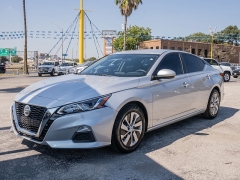 Used 2019 Nissan Altima 4d Sedan FWD 2.5L S at A Motors Sales & Finance near San Antonio, TX