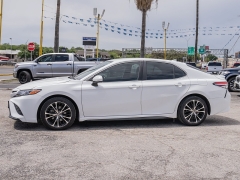 Used 2020  Toyota Camry 4d Sedan SE at A Motors Sales & Finance near San Antonio&comma; TX