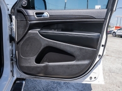 Used 2017 Jeep Grand Cherokee 4d SUV 2WD Laredo at A Motors Sales & Finance near San Antonio, TX