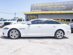 Used 2016  Jaguar XJ 4d Sedan Portfolio LWB at A Motors Sales & Finance near San Antonio&comma; TX
