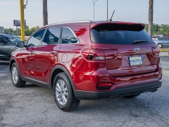 Used 2020 Kia Sorento 4d SUV FWD LX I4 at A Motors Sales & Finance near San Antonio, TX
