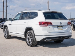 Used 2019 Volkswagen Atlas 4d SUV 3.6L SE Technology R-Line 4motion at A Motors Sales & Finance near San Antonio, TX