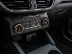 Used 2020  Ford Escape 4d SUV FWD SE at A Motors Sales & Finance near San Antonio&comma; TX