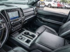 Used 2020  Ford Expedition 4d SUV 2WD XLT at A Motors Sales & Finance near San Antonio&comma; TX