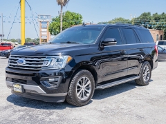 Used 2020  Ford Expedition 4d SUV 2WD XLT at A Motors Sales & Finance near San Antonio&comma; TX