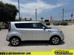Used 2015 Kia Soul 4d Hatchback Auto at A Motors Sales & Finance near San Antonio, TX