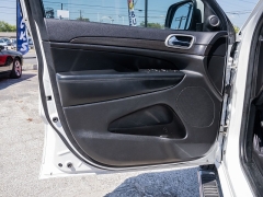 Used 2017 Jeep Grand Cherokee 4d SUV 2WD Laredo at A Motors Sales & Finance near San Antonio, TX