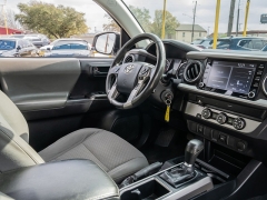Used 2020  Toyota Tacoma 2WD Double Cab SR5 at A Motors Sales & Finance near San Antonio&comma; TX