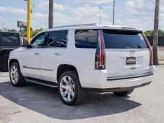 Used 2017  Cadillac Escalade 4d SUV RWD Luxury at A Motors Sales & Finance near San Antonio&comma; TX