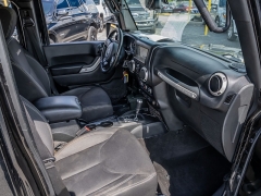 Used 2016  Jeep Wrangler Unlimited 4d Convertible Sahara at A Motors Sales & Finance near San Antonio&comma; TX