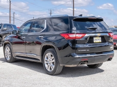 Used 2018  Chevrolet Traverse 4d SUV AWD High Country at A Motors Sales & Finance near San Antonio&comma; TX